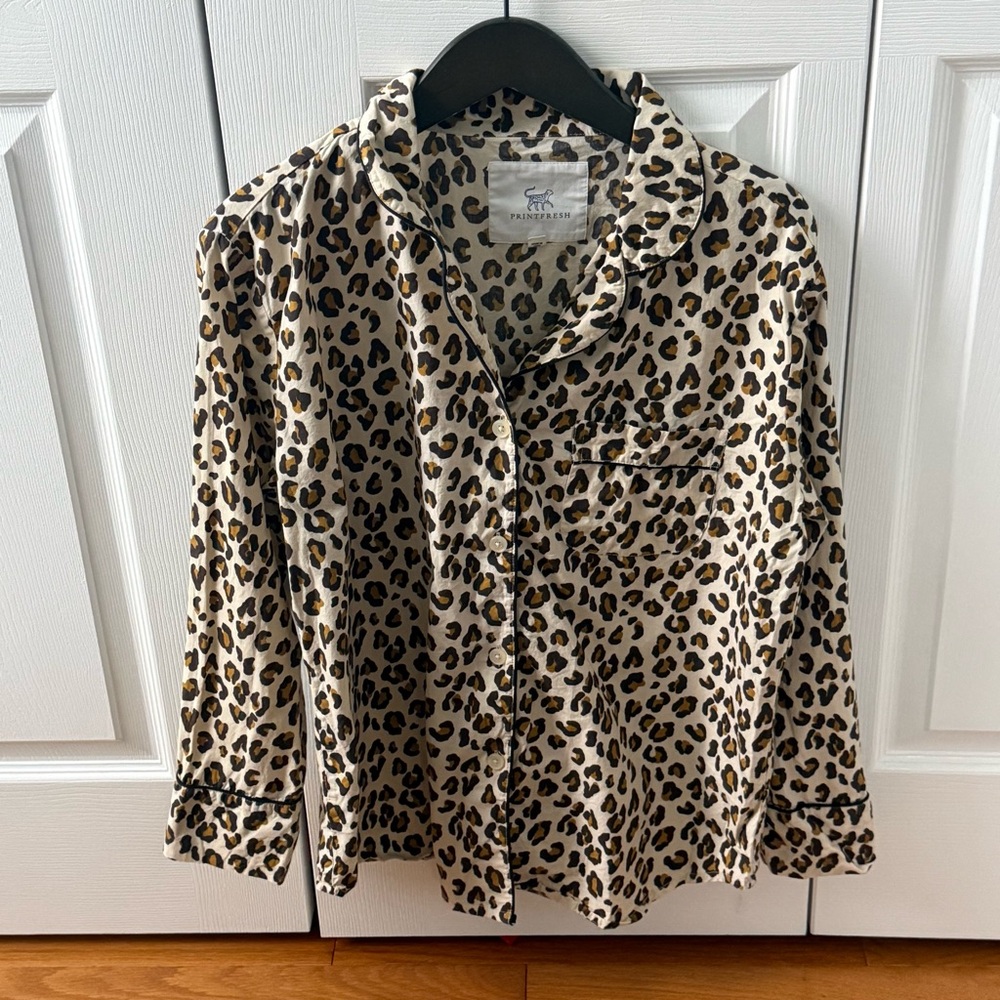 Printfresh Lounging Leopard Print Pajama Set - Picture 2 of 7